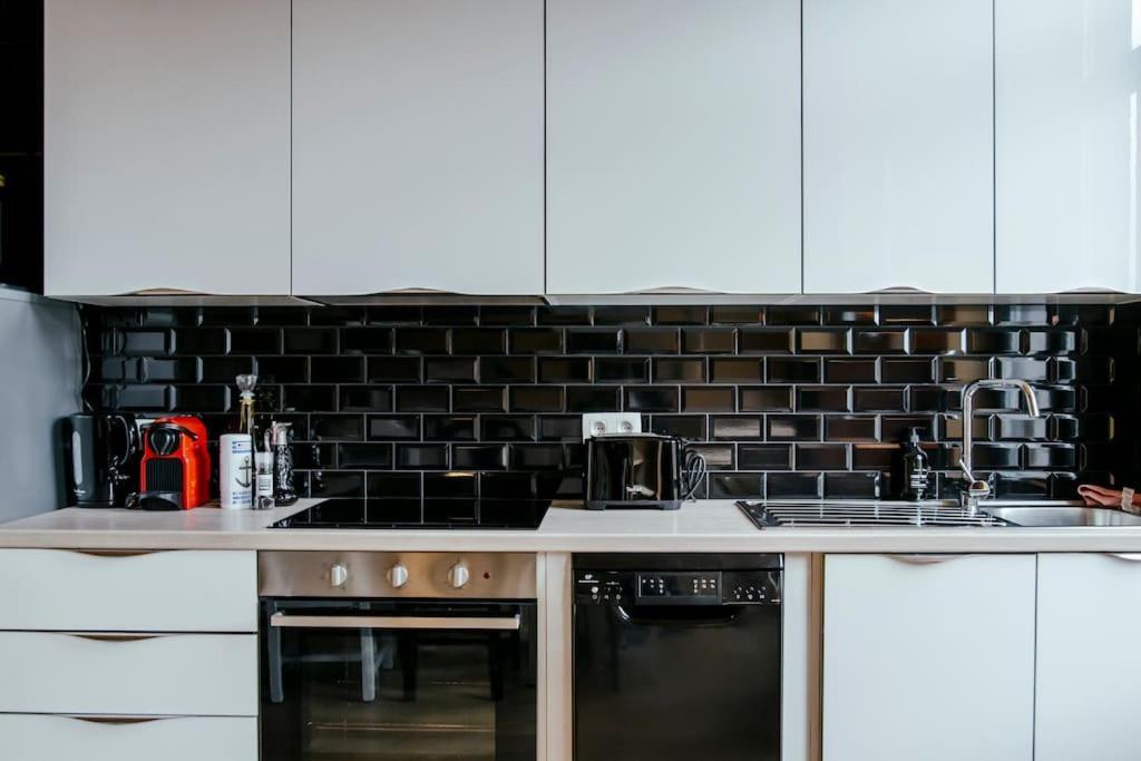 Apartamento Le Retro Chic - Grand Duplex Pour 6 Dans Le Centre Lieja Exterior foto