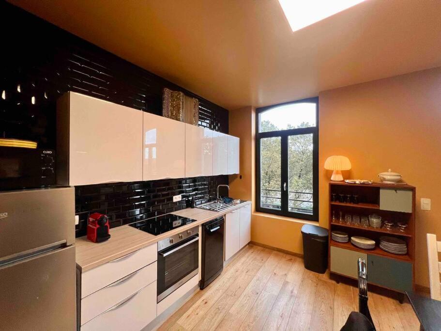 Apartamento Le Retro Chic - Grand Duplex Pour 6 Dans Le Centre Lieja Exterior foto